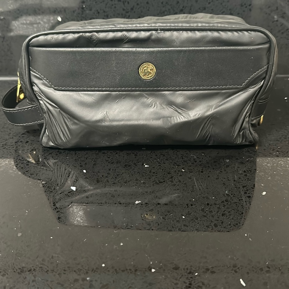 Hunting World pouch black with gold hardware